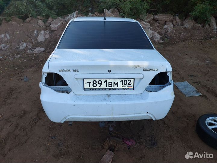 Крыло двери