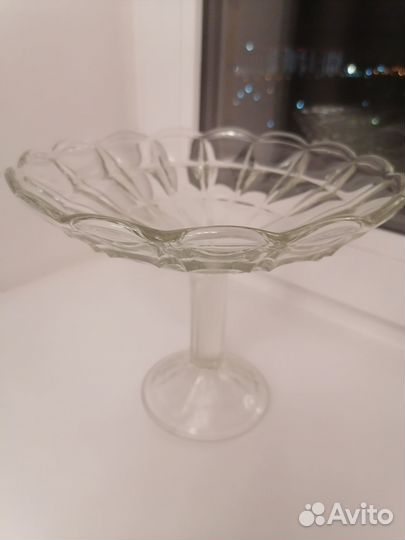 Ваза для фруктов на ножке стекло 60х годов