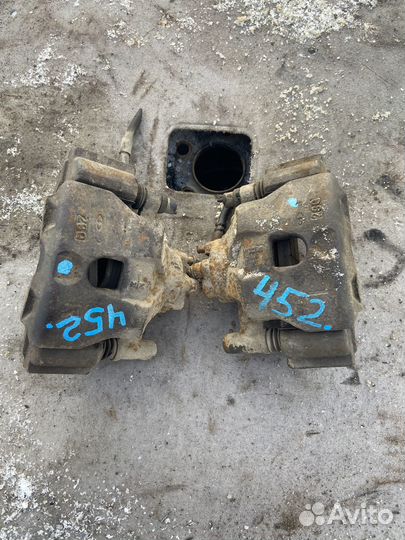 Суппорт передний Мазда 6 гг цена за Шт