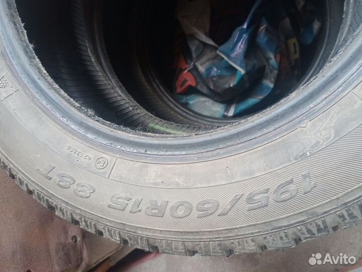 Hankook Winter I'Pike 195/60 R15 88T