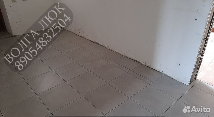 Люк напольный под плитку с амортизаторами