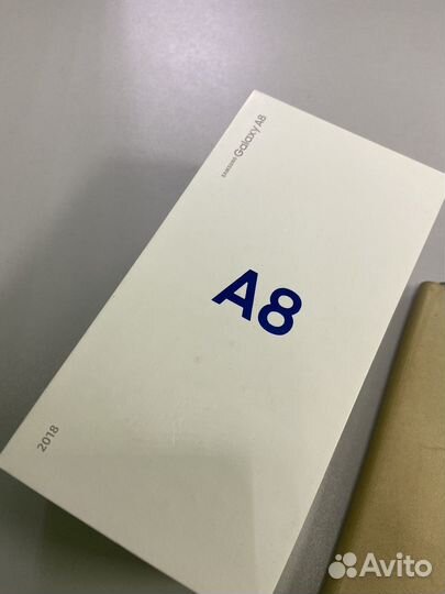 Телефон samsunggalaxy a8