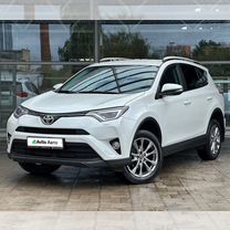 Toyota RAV4 2.0 CVT, 2018, 98 427 км, с пробегом, цена 2 700 000 руб.