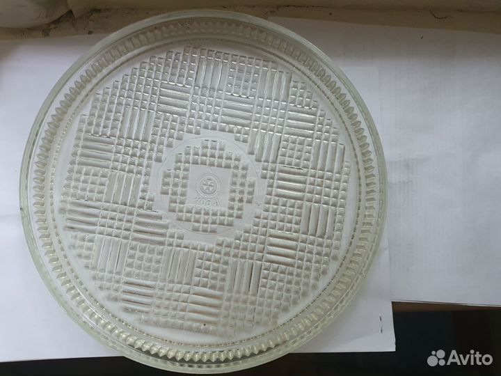 Поднос из толстого стекла, СССР, диаметр 25см