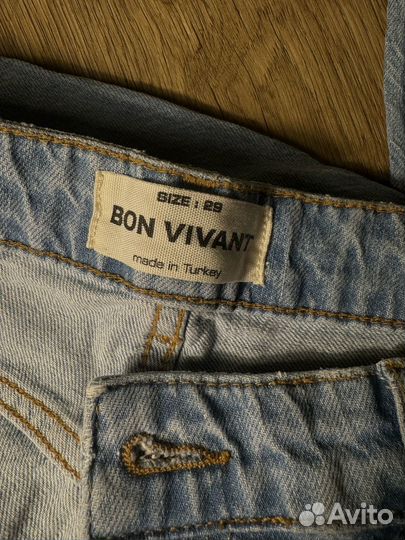 Джинсы женские