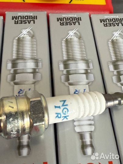 Свечи зажигания иридиевые NGK 96621 iltr6G8G