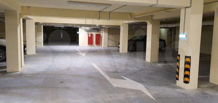 Машиноместо, 25 м²