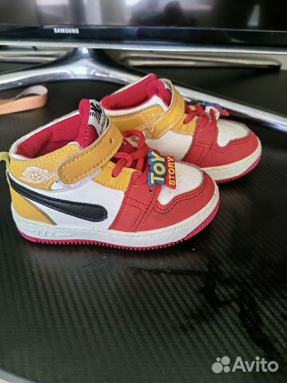 Кроссовки весна-осень в идеальном состоянии15 см