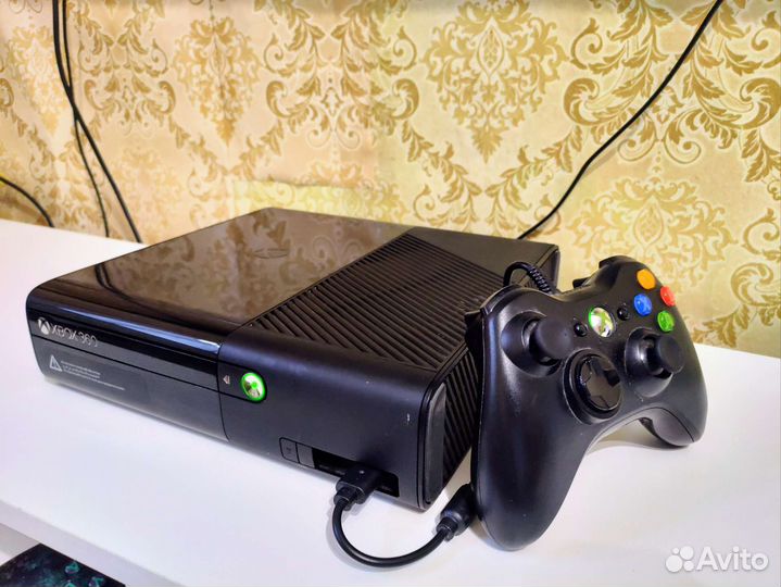Microsoft Xbox 360E 250Gb Прошитый