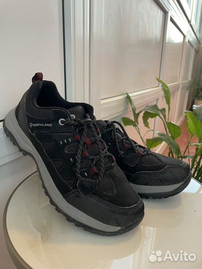 Трекинговые ботинки женские 39