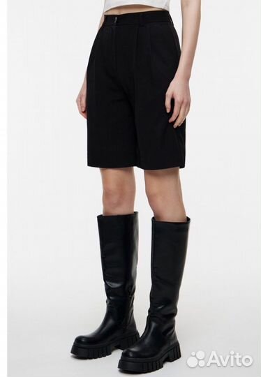 Шорты классические женские