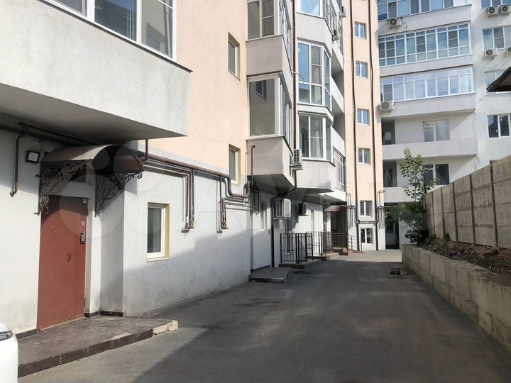 3-к. квартира, 125,4 м², 4/6 эт.