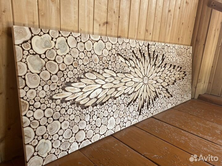 Панно из можжевельника Цветок