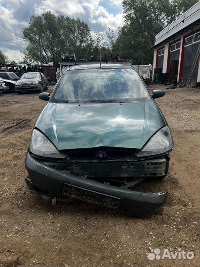 В разборе Ford Focus 1