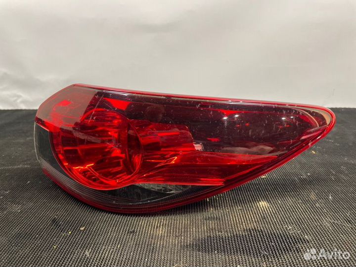 Фонарь Mazda 6 gj