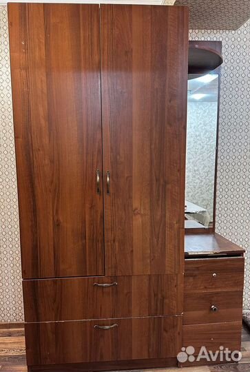 Шкаф для одежды бу
