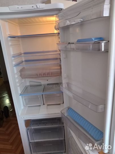 Холодильник Indesit. Доставка