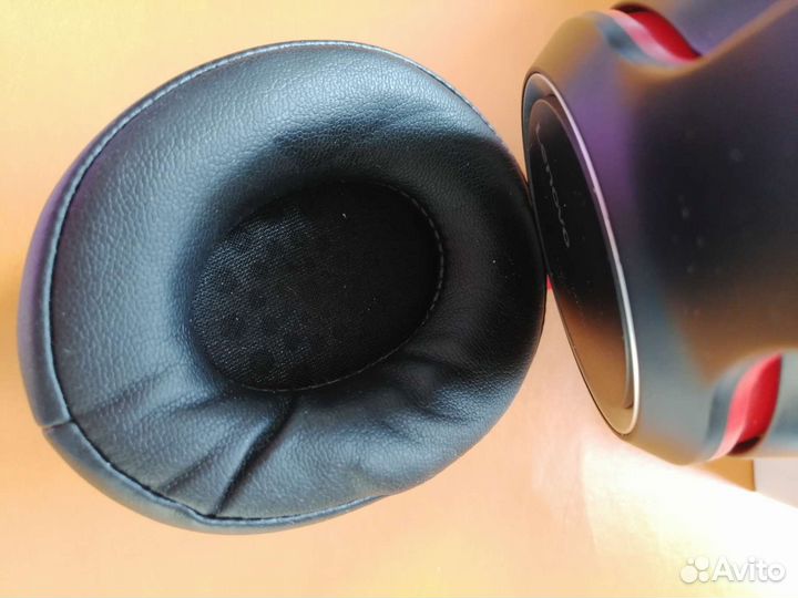 Беспроводные наушники