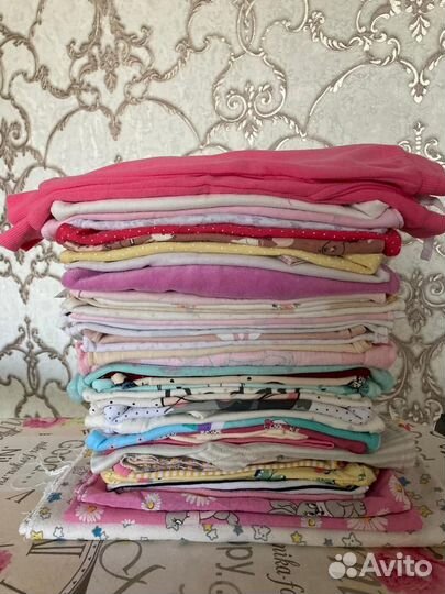 Продам пакет вещей для девочки
