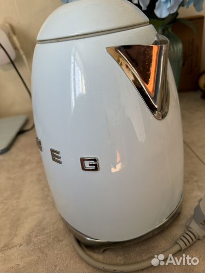 Smeg чайник 1.7 литра