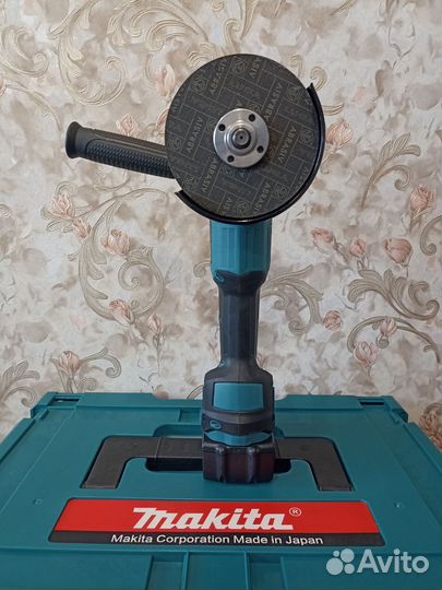 Набор инструментов Makita 2в1, 2АКБ, безщеточный