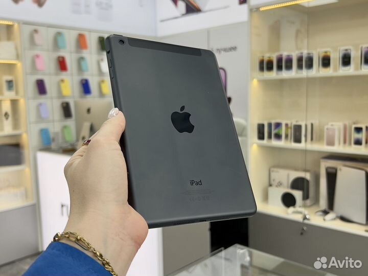 iPad 32Gb WiFi+Cellular