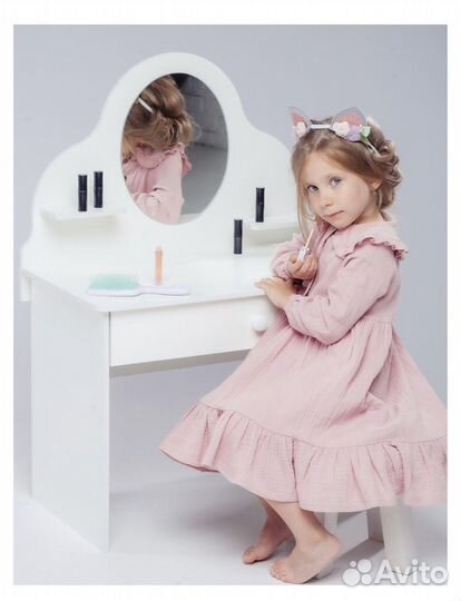 Детский туалетный столик в стиле IKEA икеа