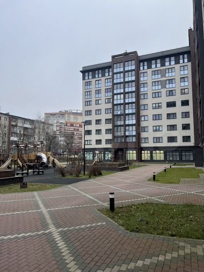2-к. квартира, 79 м², 4/8 эт.