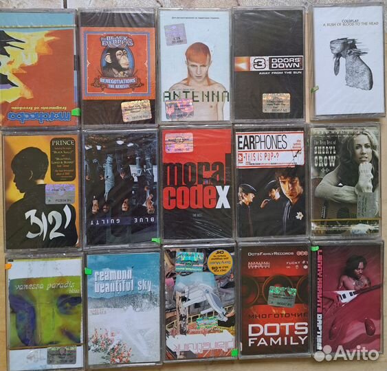 Аудио кассеты со студийными записями запад и наши