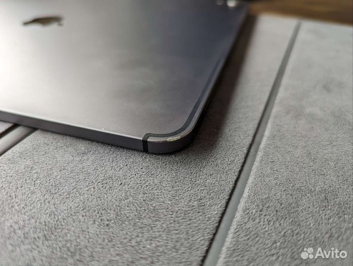 Apple iPad Pro 12.9 2018 256LTE + Pencil 2 + Folio