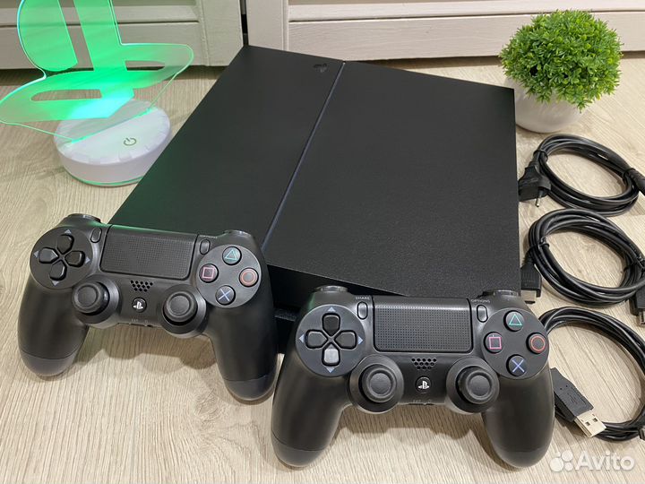 Sony PS4 v3 (1208) 2дж 550игр