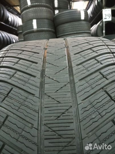 Michelin Pilot Alpin 5 SUV 305/35 R21 104P