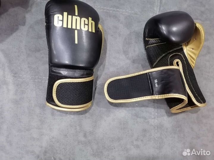 Боксерские перчатки