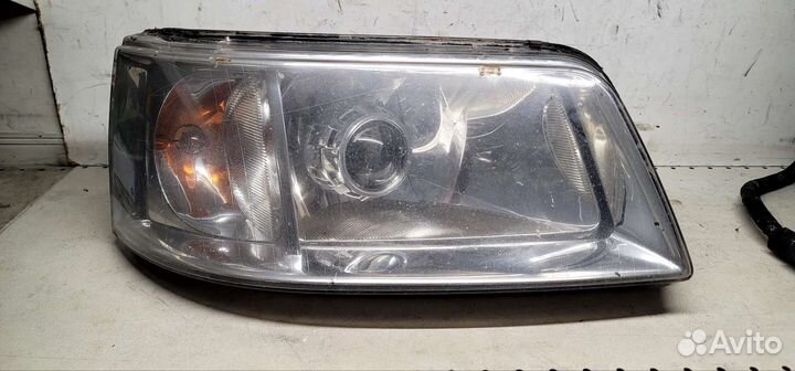 Фара линза VW Transporter T5 2003-2008