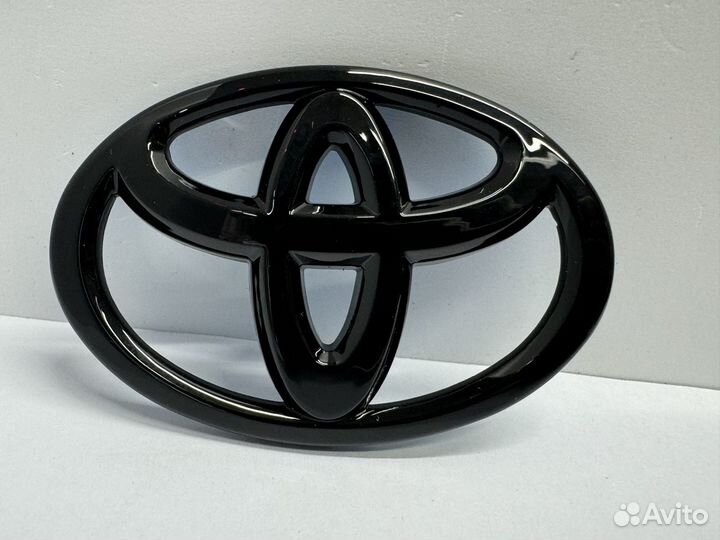 Эмблема на рул Toyota черная