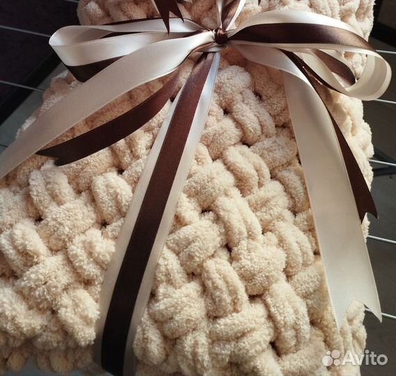 Плед из Ализе Пуффи