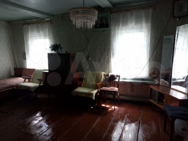 Дом 42 м² на участке 37 сот.