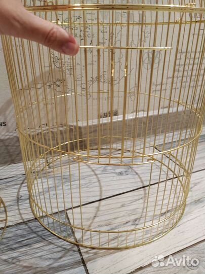 Клетка для птицы без поддона в идеале