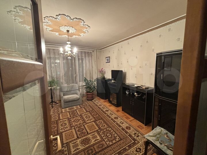 3-к. квартира, 60 м², 6/9 эт.