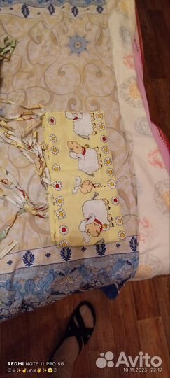 Мягкие бортики для детской кроватки