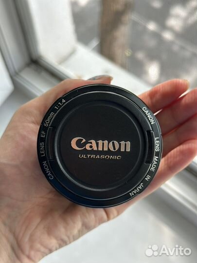 Объектив canon 50mm 1,4