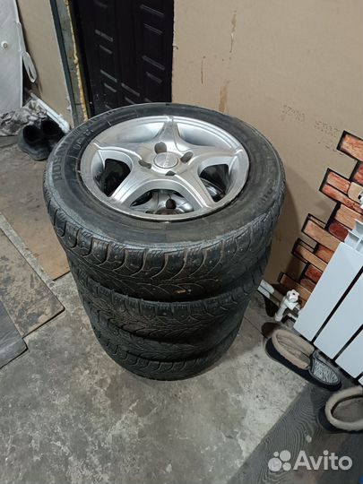 Rosava WQ-102 185/60 R14