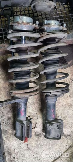 Стойки ваз 21099 в сборе