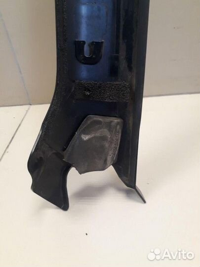 Накладка стойки двери передней левой