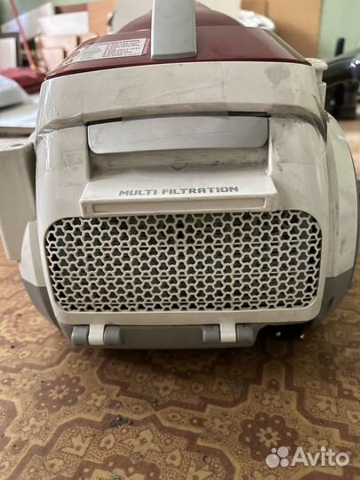 Пылесос LG kompressor 1800w