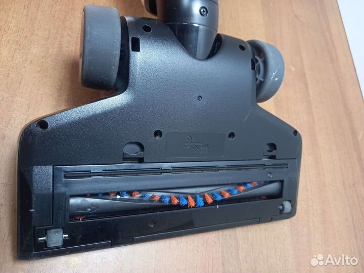 Пылесос Phillips FC6164