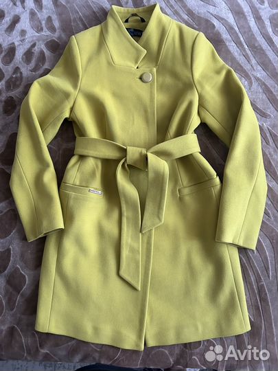 Продам пальто демисезонное