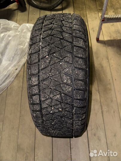 Bridgestone Blizzak DM-V2 245/55 R19 103T