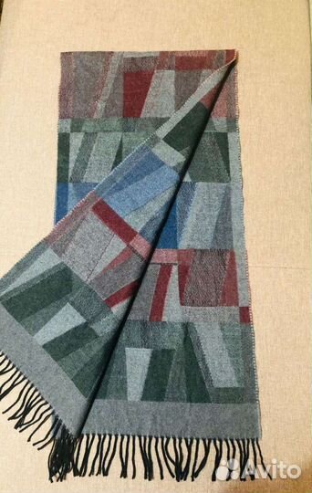 Шерстяной шарф