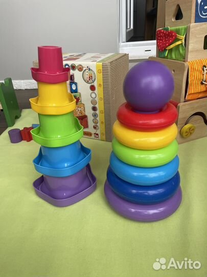 Развивающие качественные игрушки пакетом